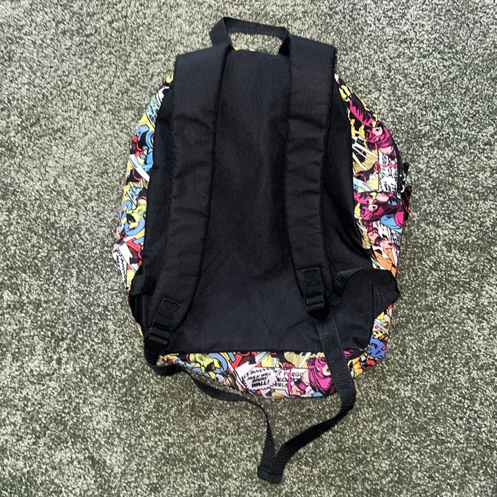 Sleek Marvel Comic Backpack - image 3